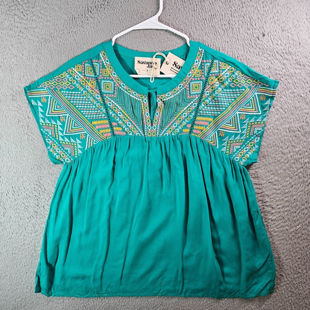 NEW Savanna Jane Top Women Small‎ Embroidered Green Tone